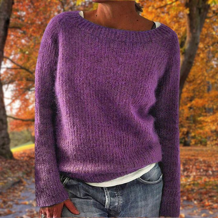 Women’s Classic Merino Wool Sweater Elegant Timeless Warm Knitwear for Autumn and Winter Comfort