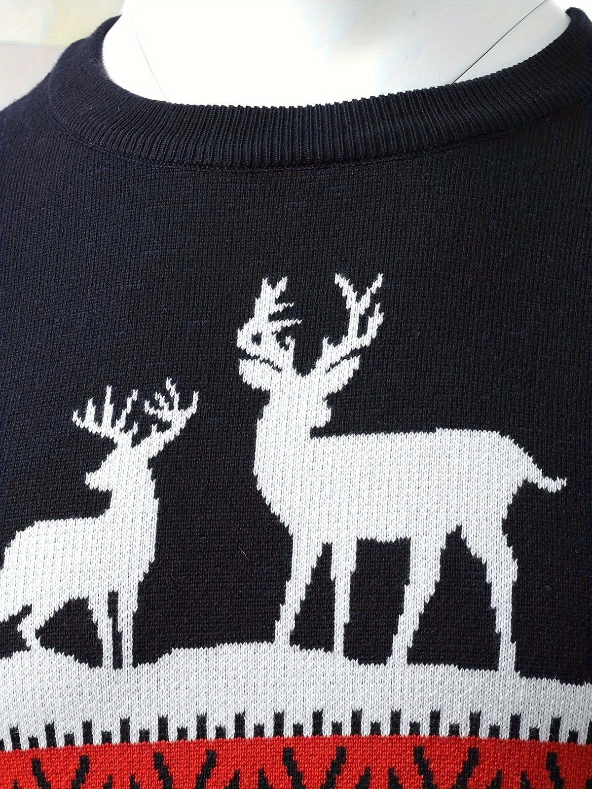 Julian | Men's Reindeer Print Christmas Sweater