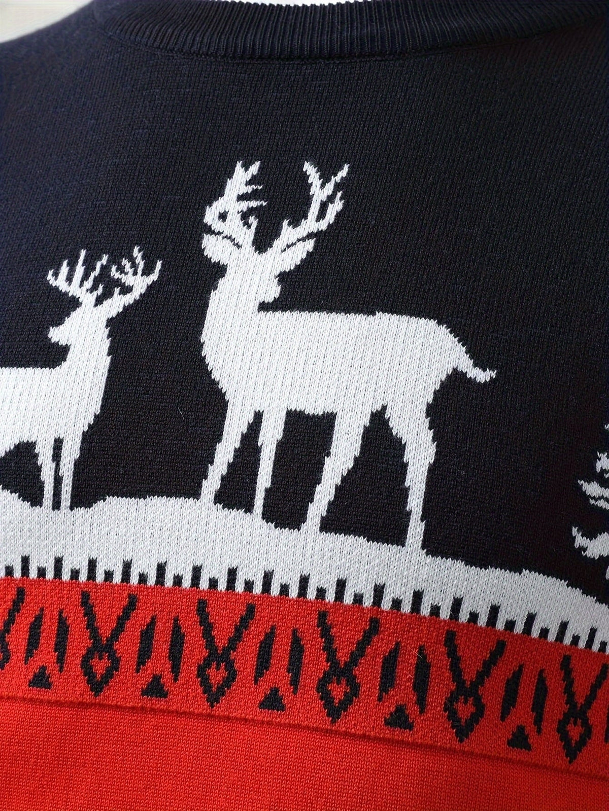 Julian | Men's Reindeer Print Christmas Sweater