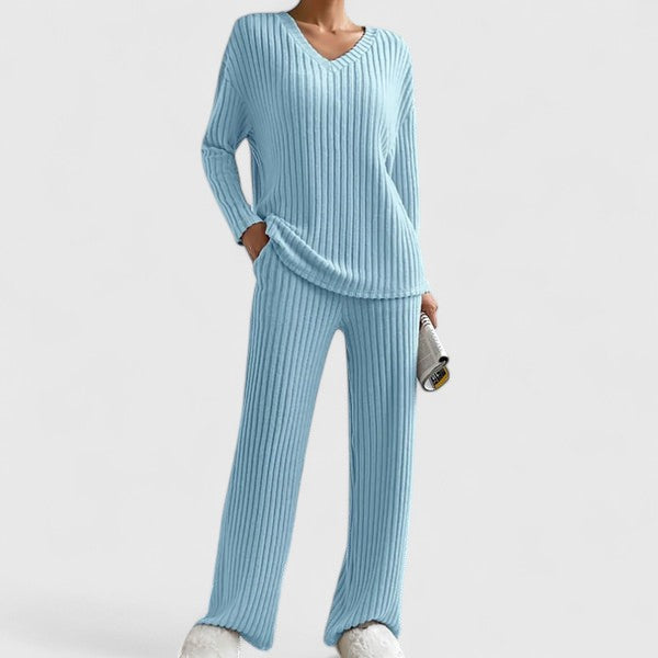 Women’s Ribbed Knit Lounge Set – V-Neck Top and Wide-Leg Trousers for Home and Casual Wear