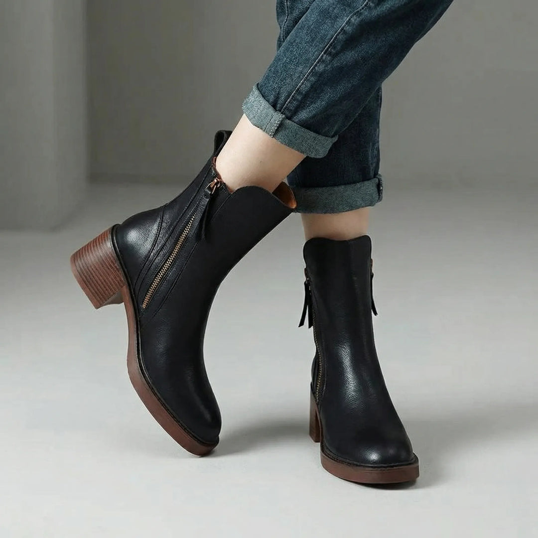 Ankle Boot with Zipper - Lea
