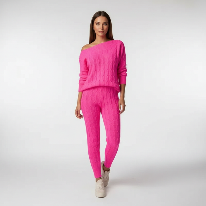 Women’s Cable Knit Loungewear Set – Relaxed Top and Tapered Trousers for Winter