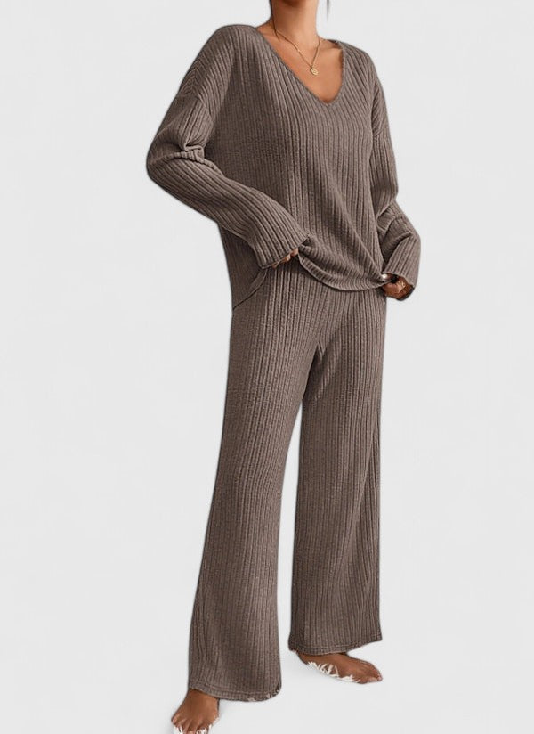 Women’s Ribbed Knit Lounge Set – V-Neck Top and Wide-Leg Trousers for Home and Casual Wear